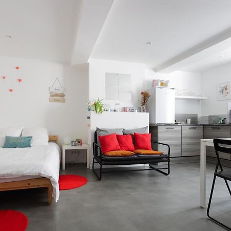 Charmant Studio, Au Coeur De La Ville De Riom Buitenkant foto