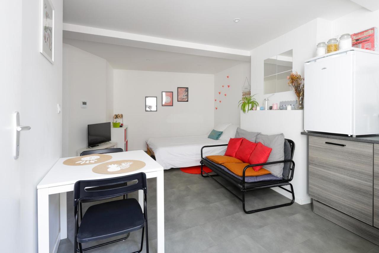 Charmant Studio, Au Coeur De La Ville De Riom Buitenkant foto