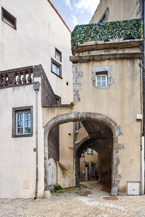 Charmant Studio, Au Coeur De La Ville De Riom Buitenkant foto
